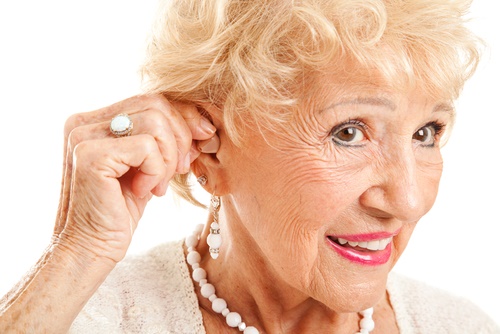 התאמת מכשיר שמיעה בגיל 50+