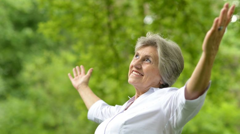 גם אנשים מבוגרים משנים הרגלים. צילום: Shutterstock