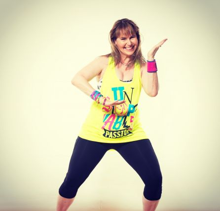 זומבה גולד Zumba gold עם סטייסי שני