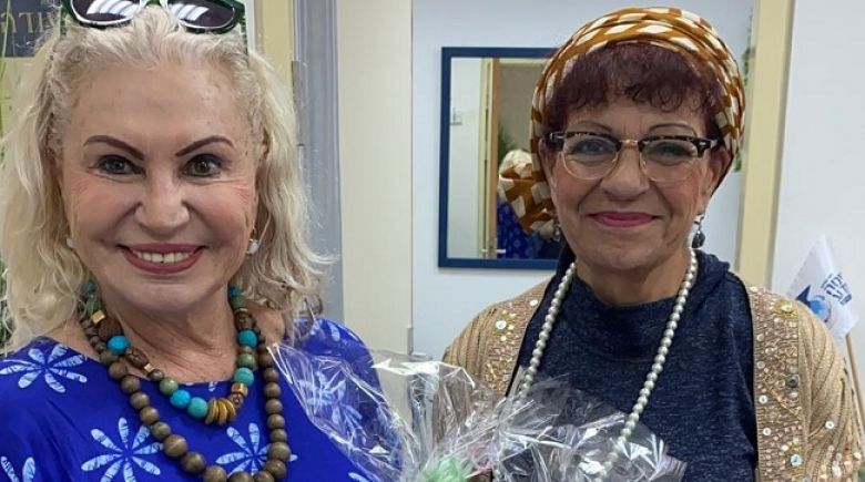 גמלאיות למען גמלאים: היוזמה המקסימה של עליזה וחנה