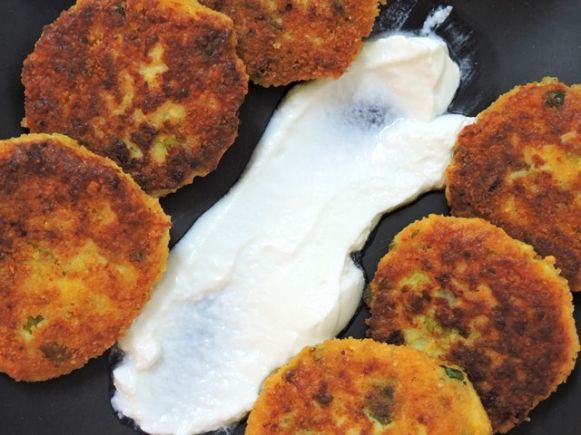 קציצות קישואים יווניות