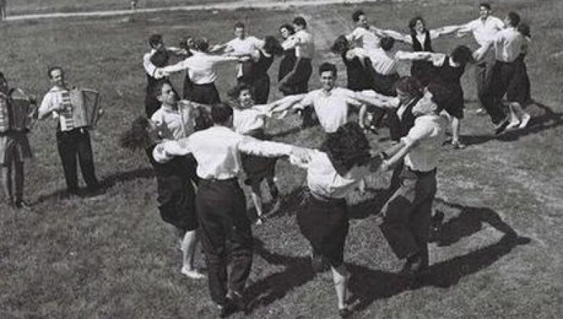 זוכרים את השירים