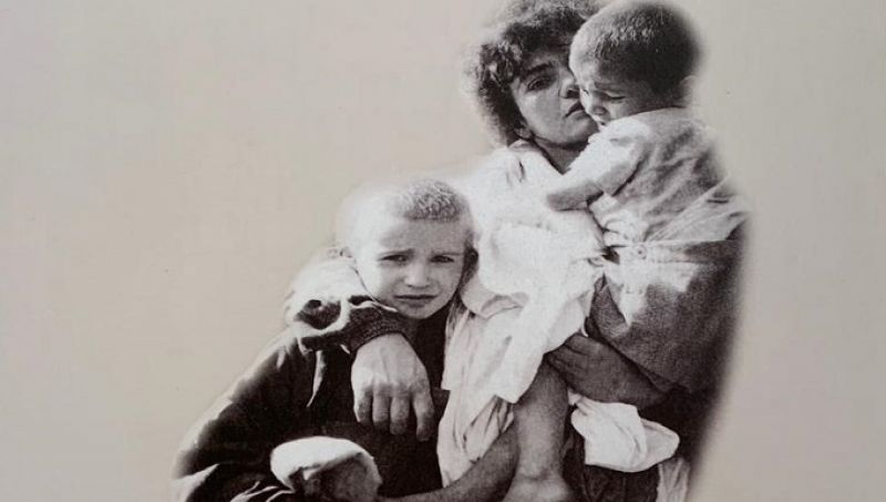 האישה שמביאה את קולן החשוב של הנשים בשואה