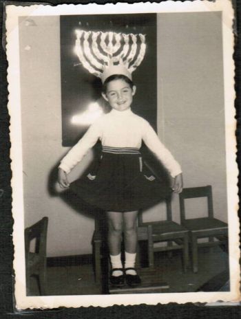 חנוכה תשע